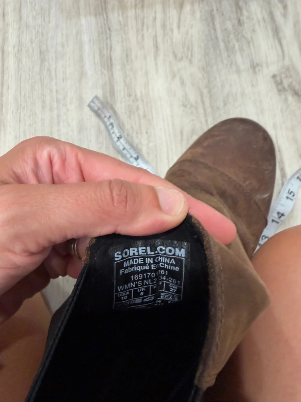 Sorel Women's Joan of Arctic wedge II  Brown Chelsea Ankle Boots size 10